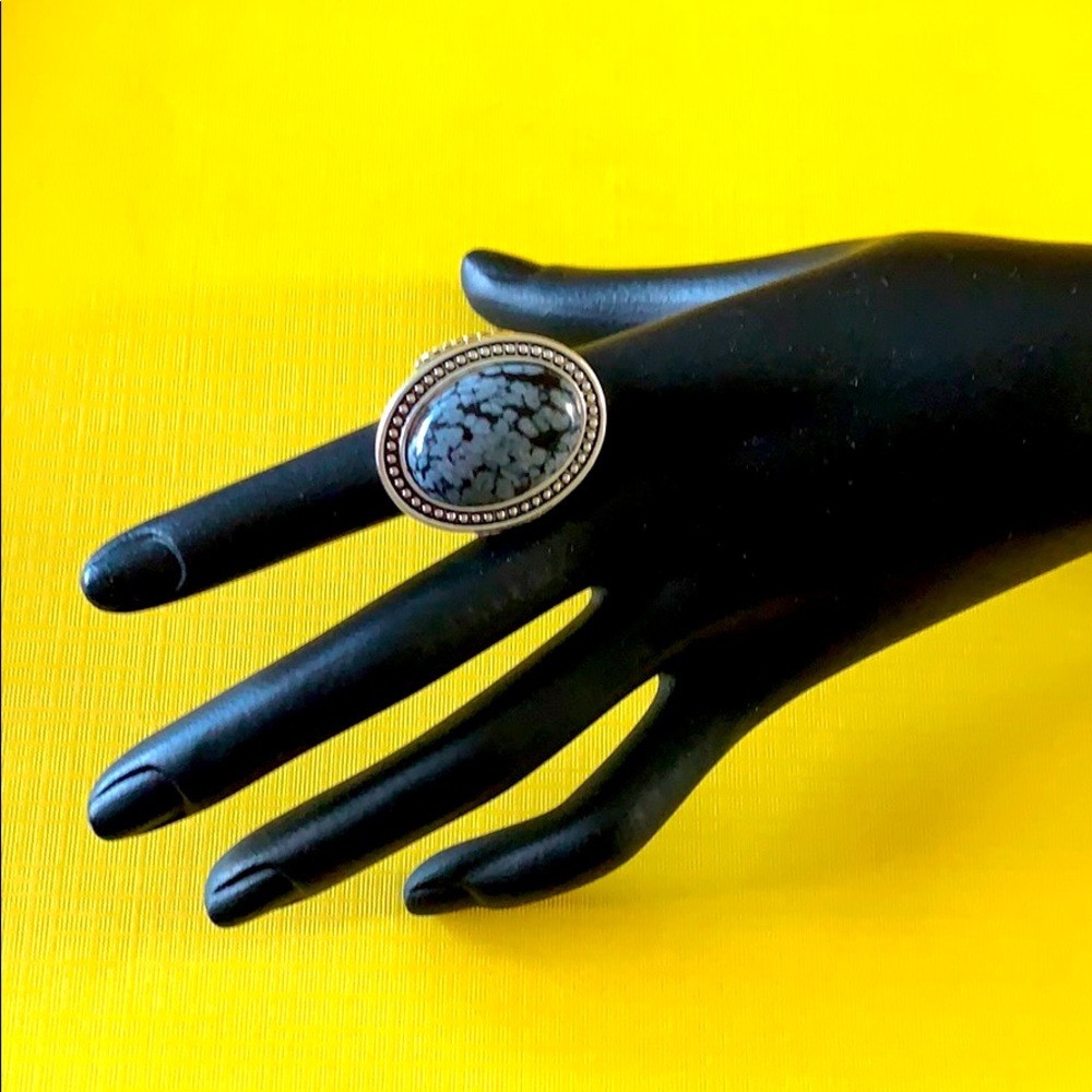 ❄️Snowflake Obsidian Ring